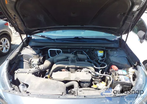 2019 Subaru Outback 2.5I Premium из США, поврежденный, VIN 4S4BSAHC1K3389140